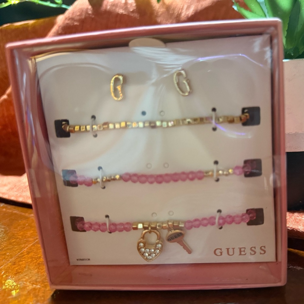 Guess Pink and Gold Bracelet Set